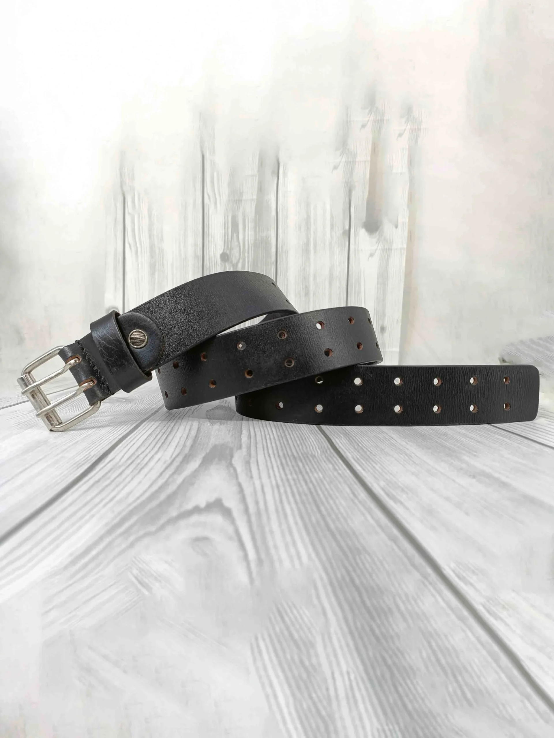 Bifold Hunter Wallet & Casual Dual Pins Belt Men’s Combo - (Pack of 2) - Image 5