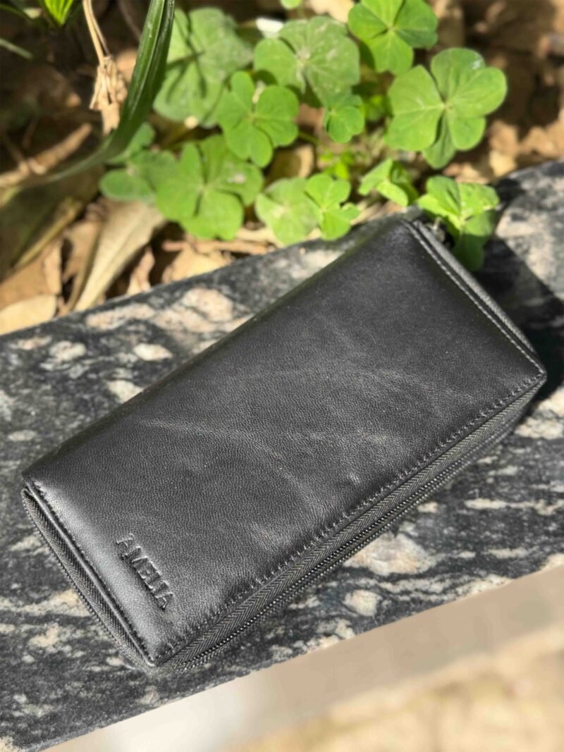 Checkbook Cover with Round Zipper