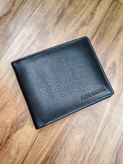 Bifold Wallet with Middle Flap