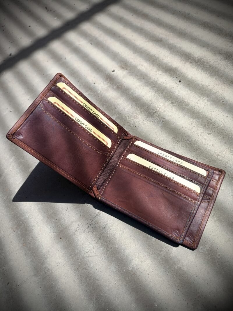 USA Flag Eagle Embossed Vintage Bifold Wallet - Image 5