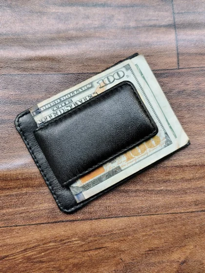 Money Clip with Magnetic Bill Holder