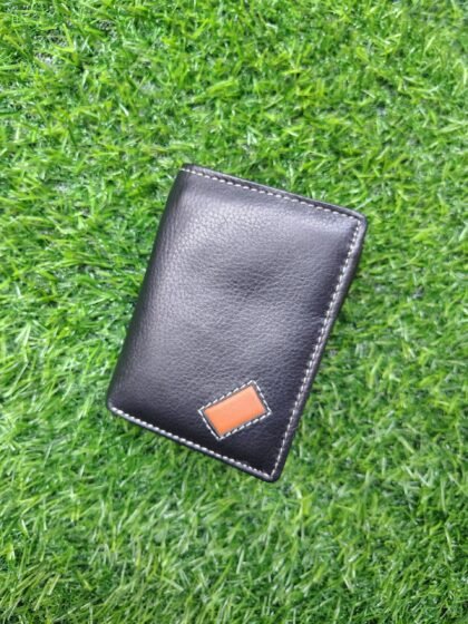 Trifold Wallet with Middle Flap