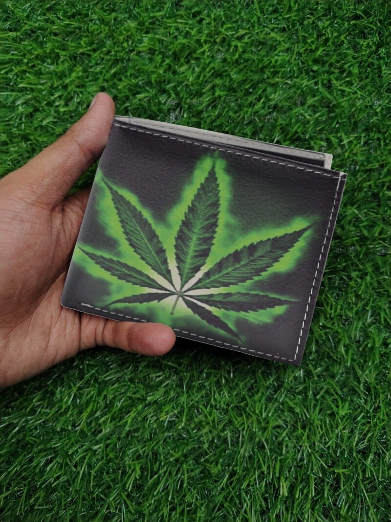 Marijuana Leaf Print Bifold Wallet - Image 3