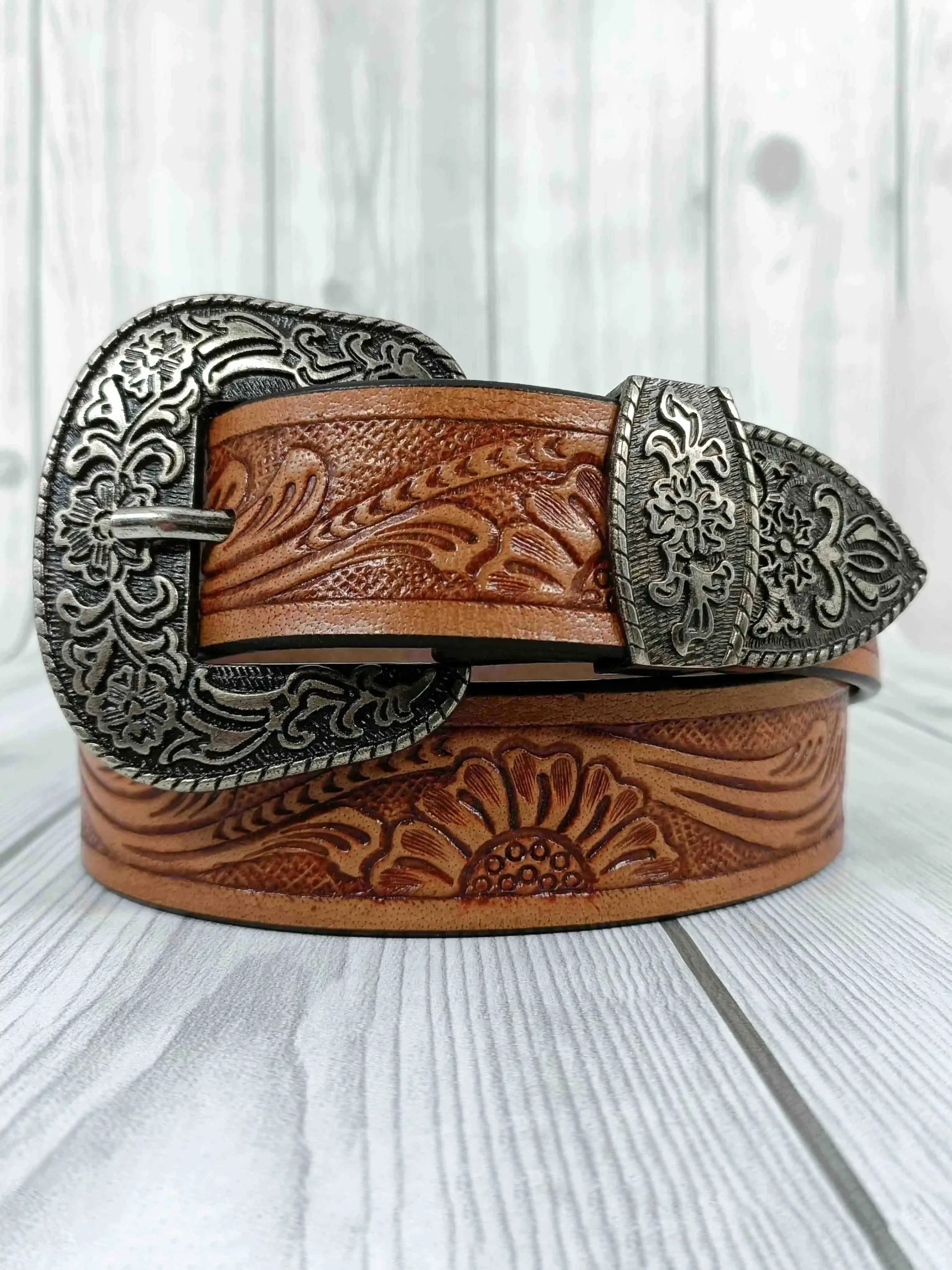 Floral Pattern Tooled Western Belt