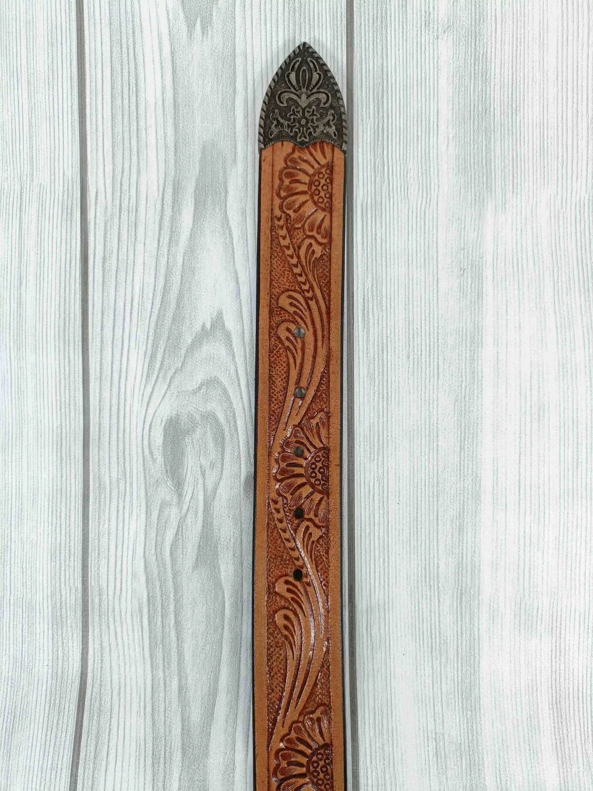 Floral Pattern Tooled Western Belt - Image 4