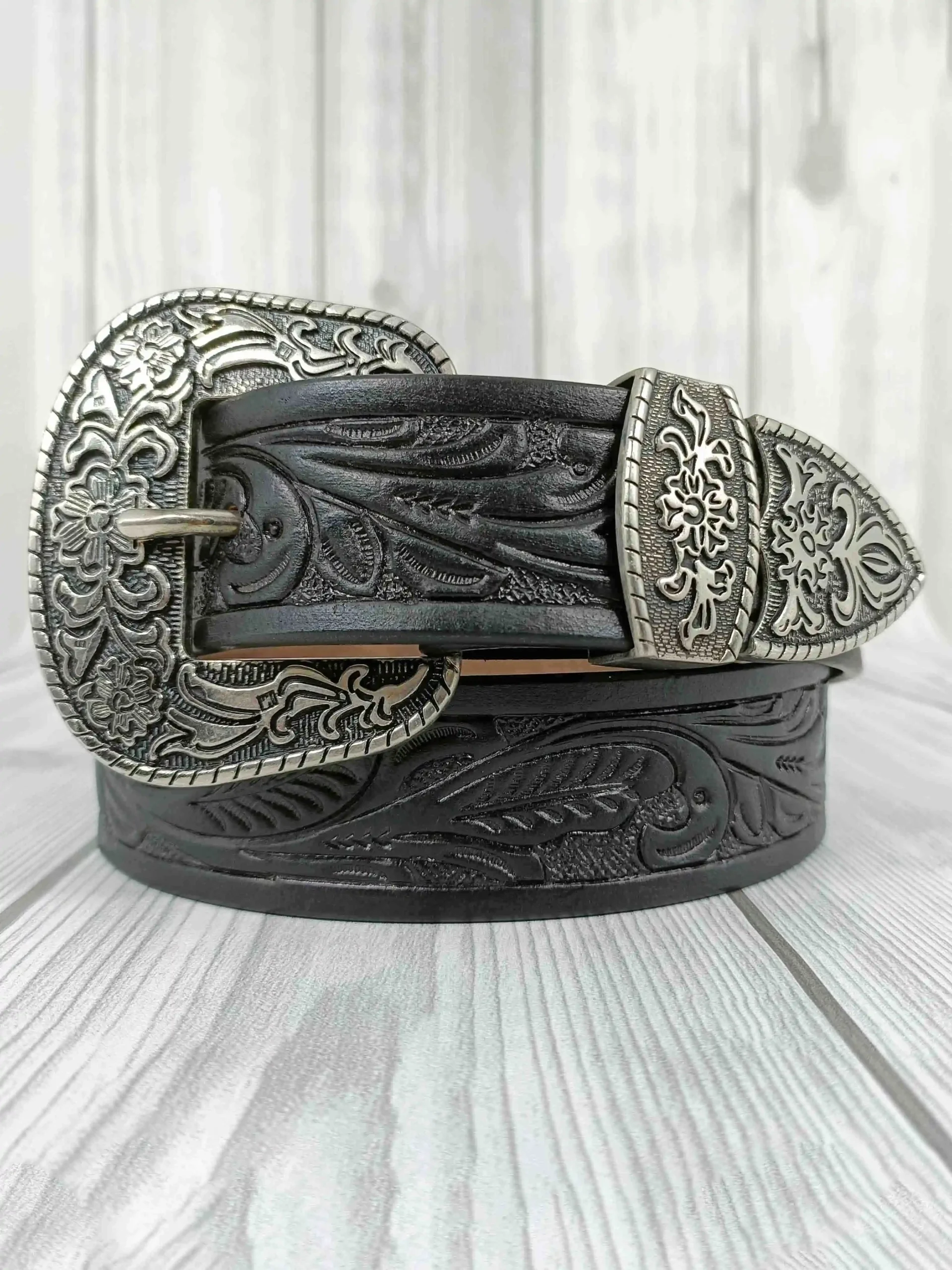 Embossed Floral Pattern Tooled Western Belt