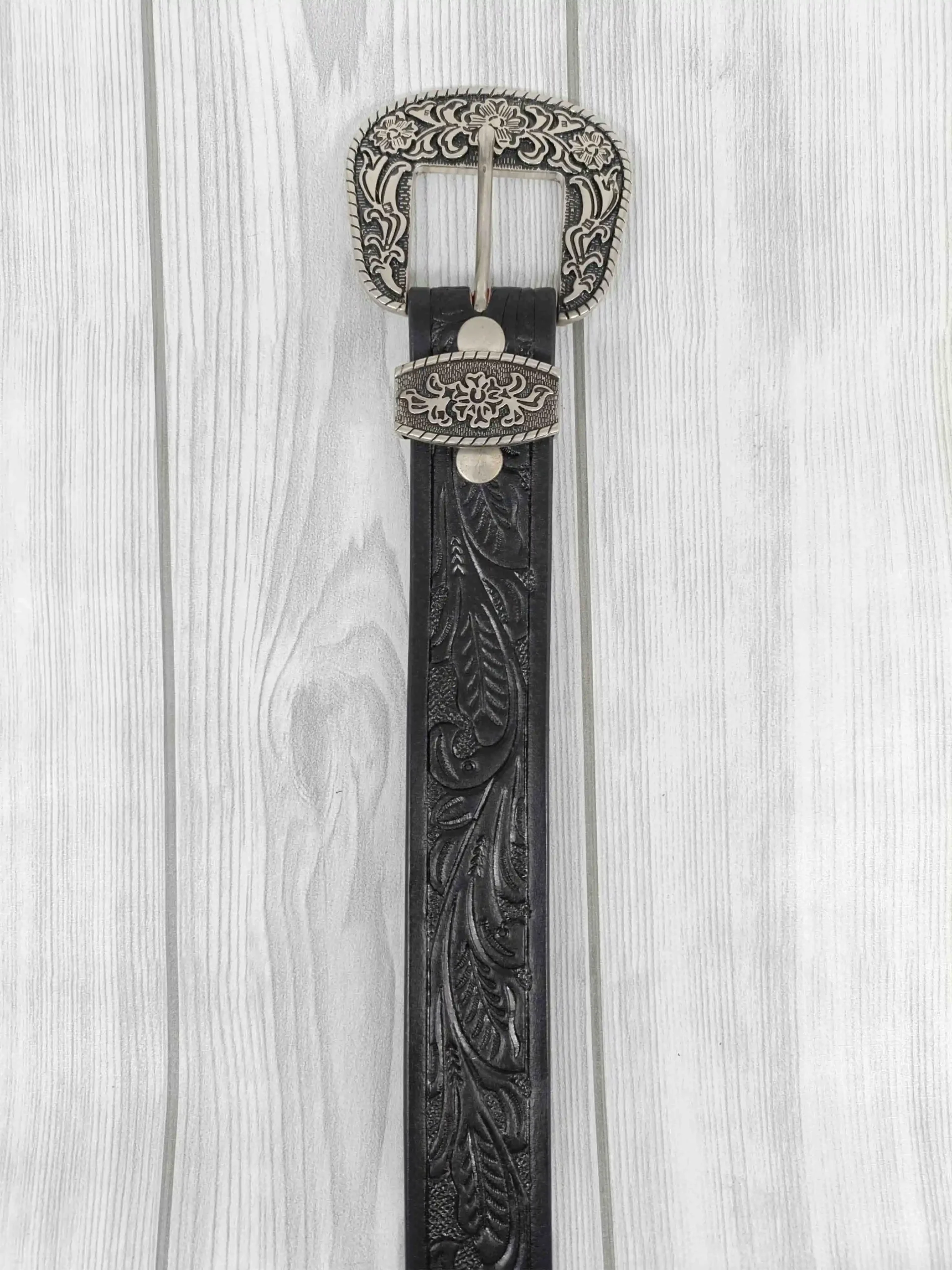 Embossed Floral Pattern Tooled Western Belt - Image 4