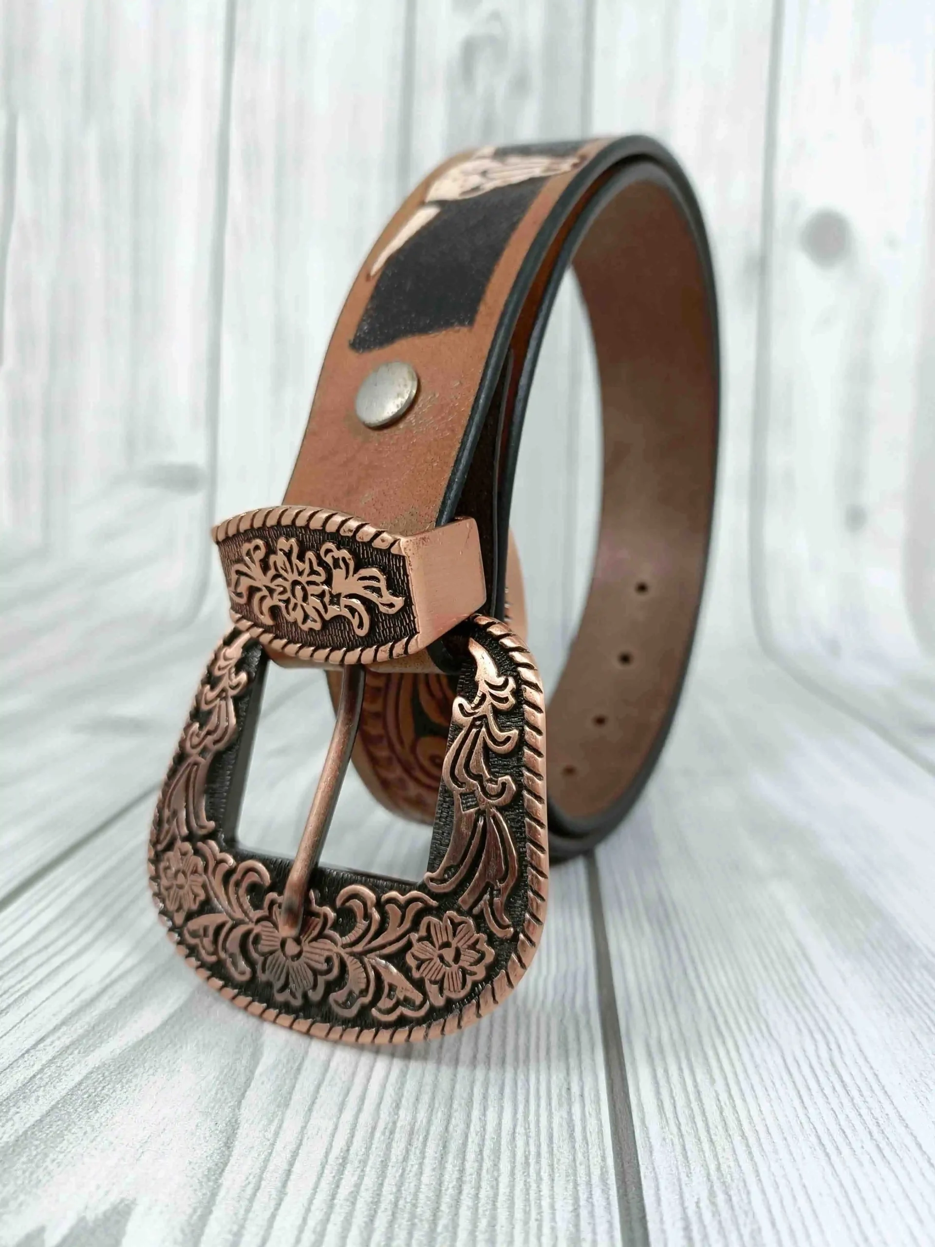 Aesthetic Floral Pattern Tooled Western Belt - Image 3