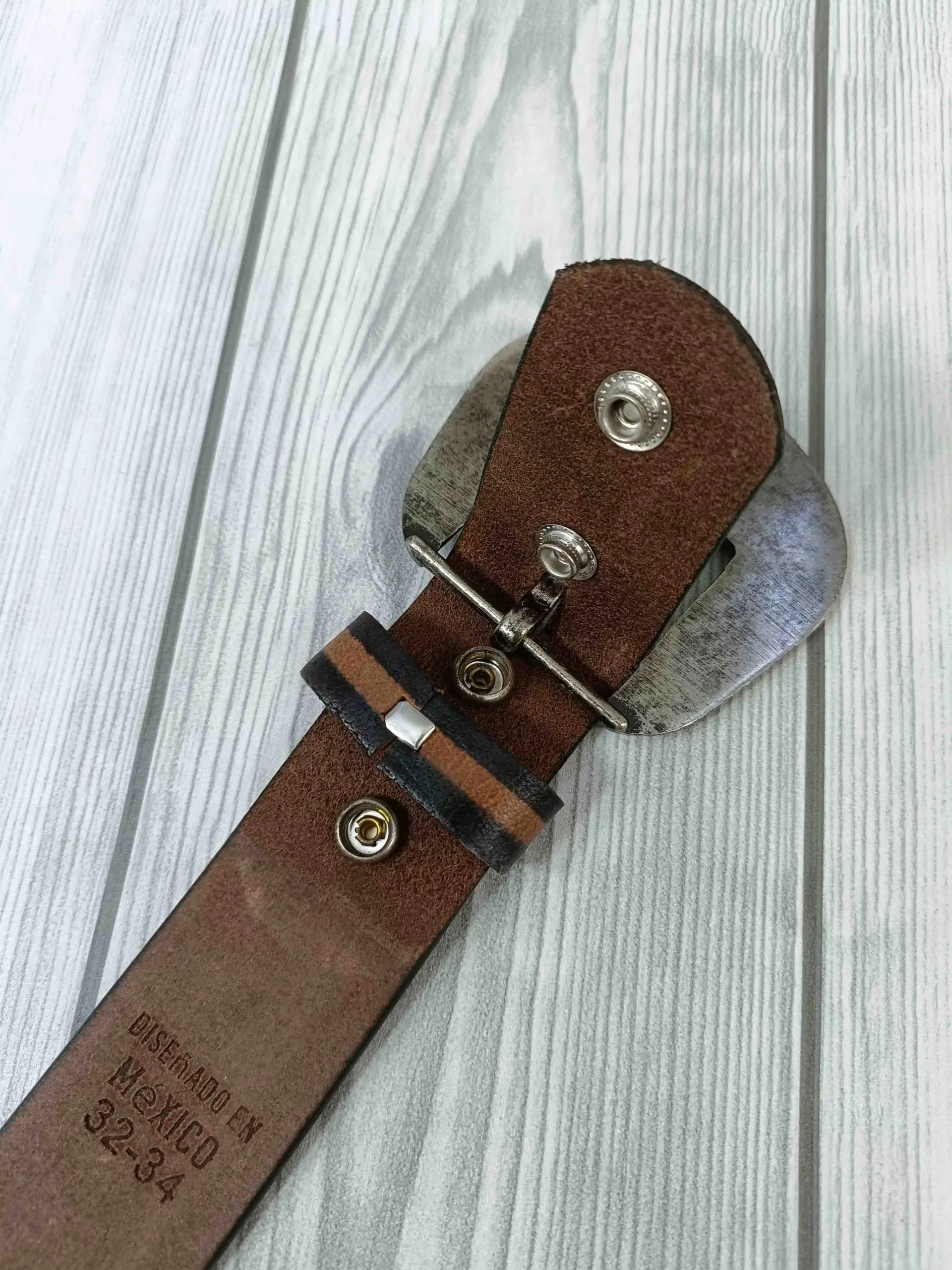 Accents Floral Pattern Tooled Western Belt - Image 6