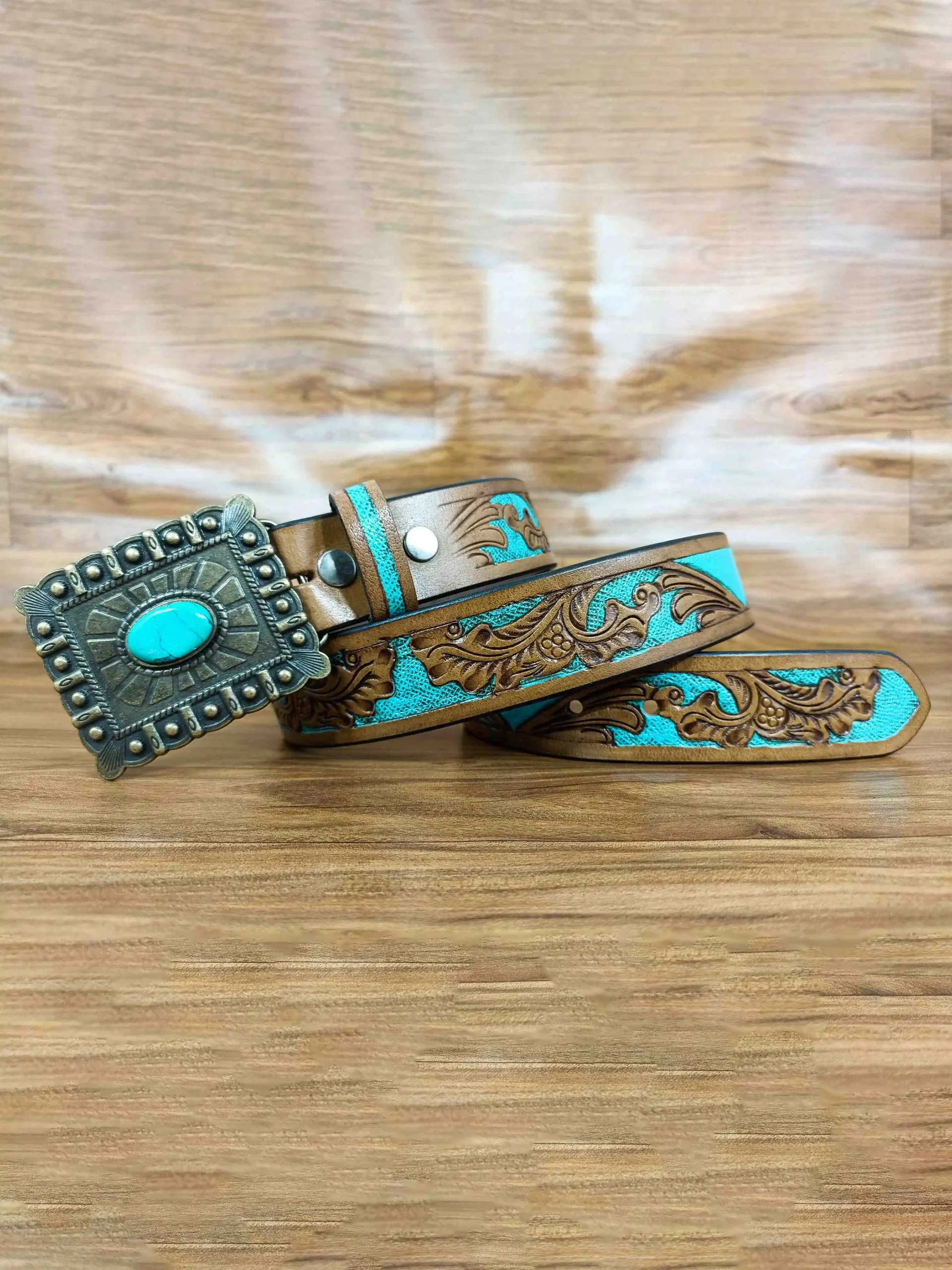 Intricate Deep Floral Pattern Tooled Western Belt - Image 2