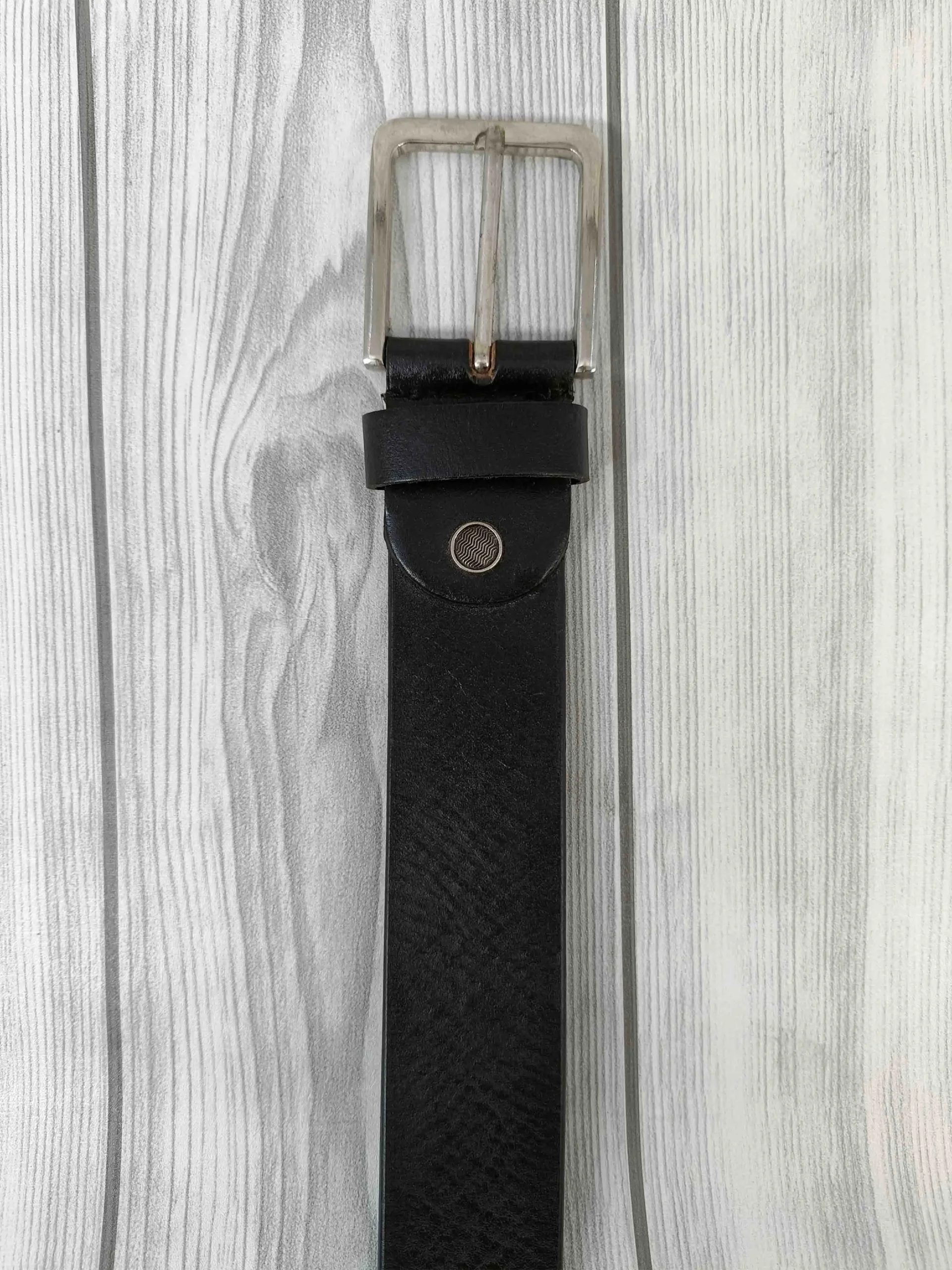 Trifold Wallet & Formal Belt Men’s Combo - (Pack of 2) - Image 7