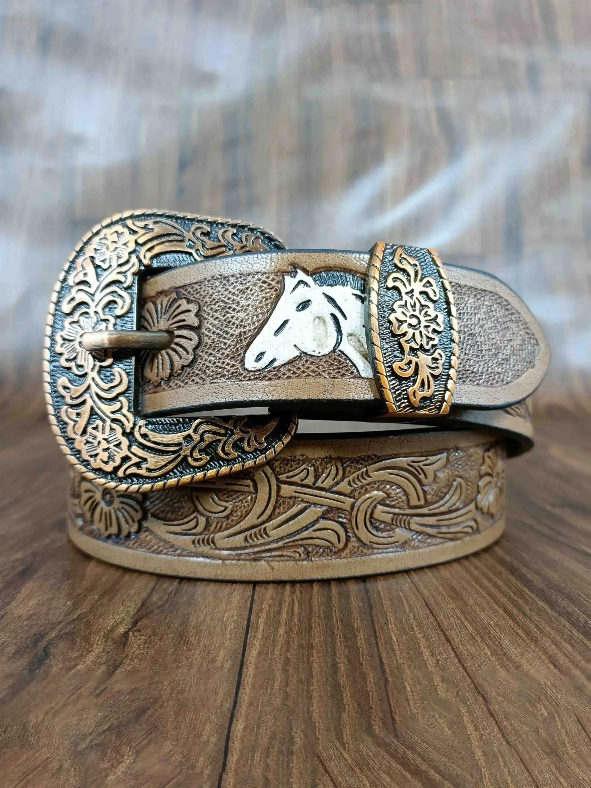 Horse Head Design Tooled Western Belt